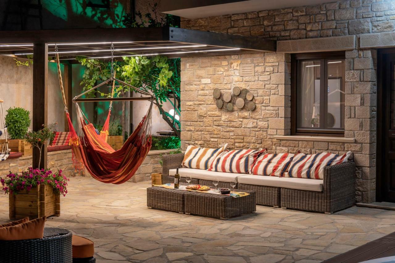 Paradisos Luxury Villas Next To Beach Koutsouras Exterior photo